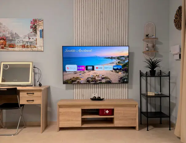 Интерактивна българска телевизия и стрийминг платформи, Seaside Apartment